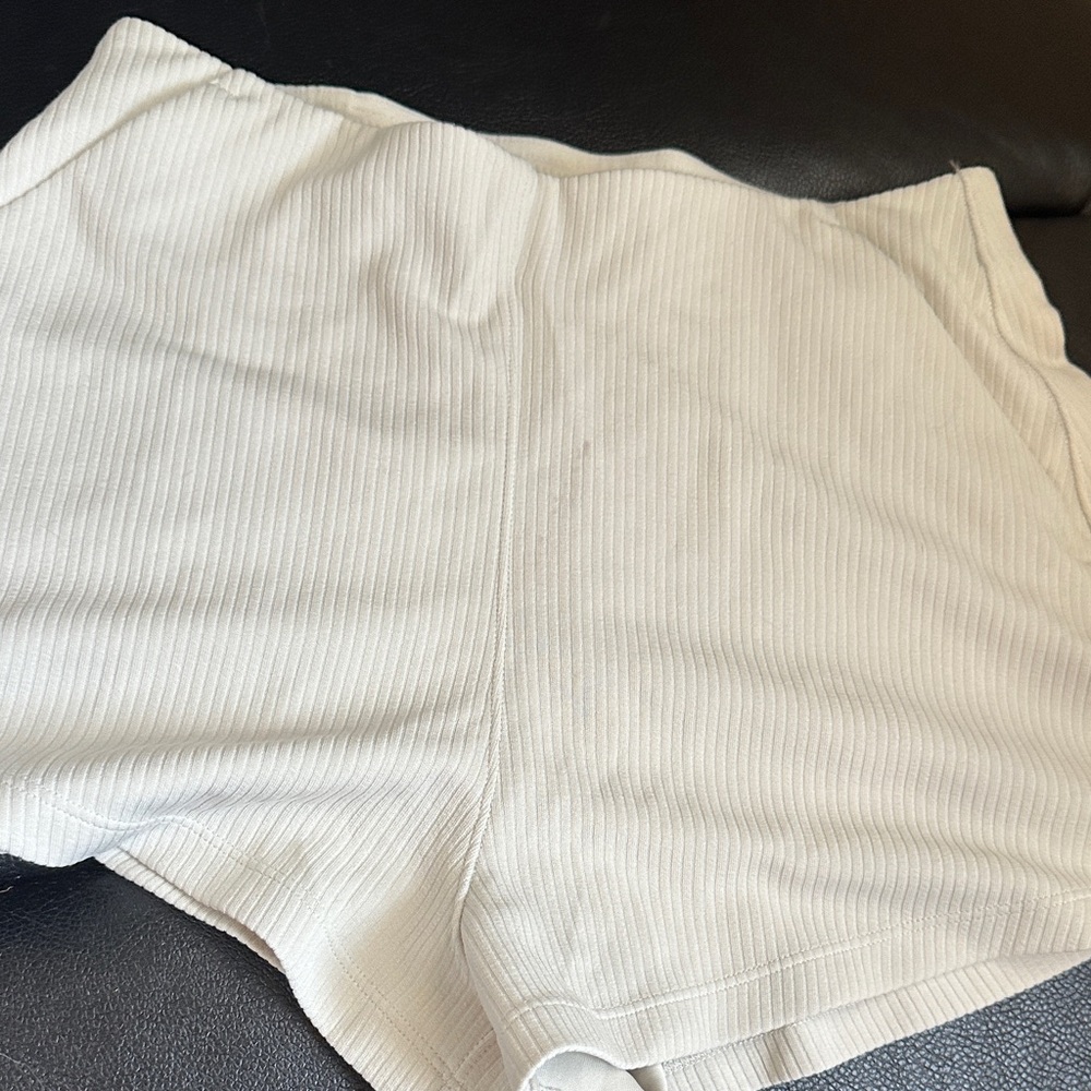 lululemon athletica Ribbed High-Waist Shorts — Cream - Picture 2 of 5